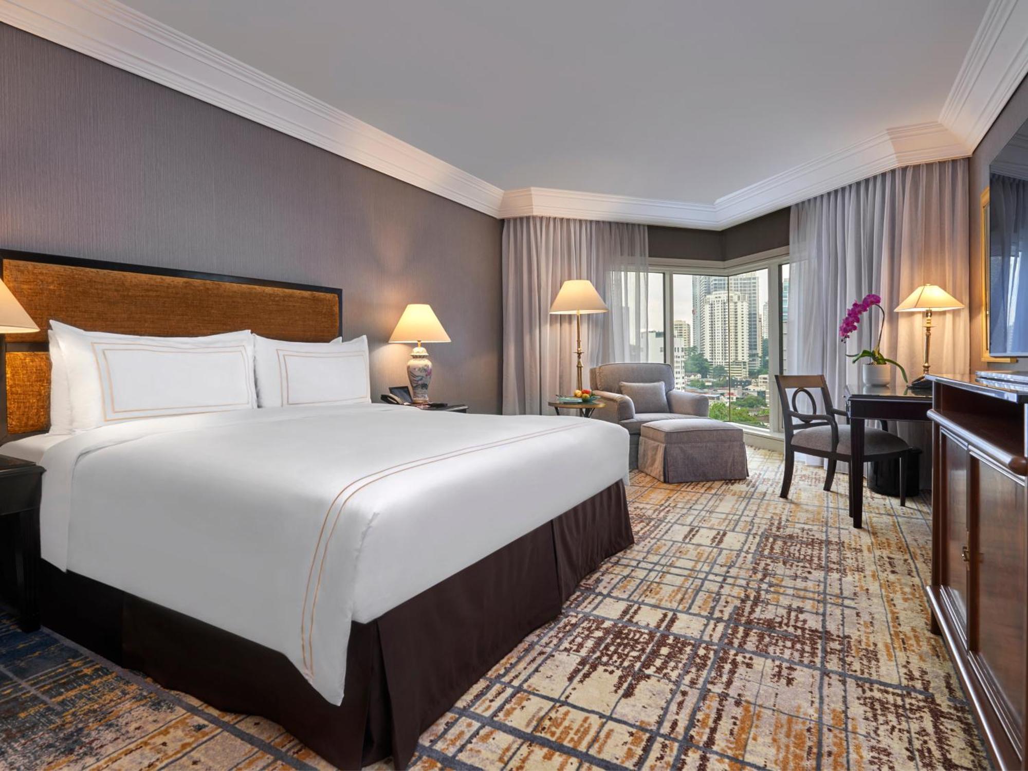 Classic Room One Queen Bed